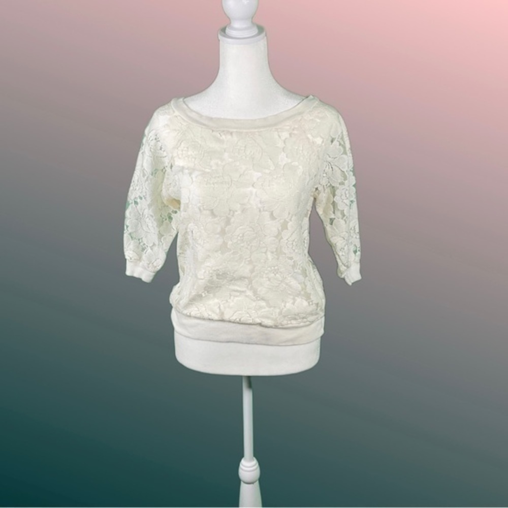 Monteau White, lace boatneck top 3/4 sleeves